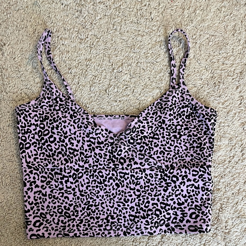 Never worn, great condition!